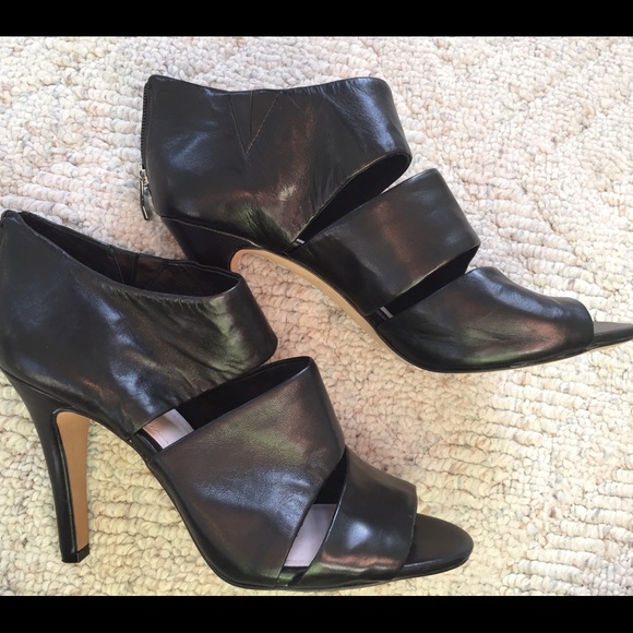 Vince Camuto Shoes - Vince Camuto Heels NWOT